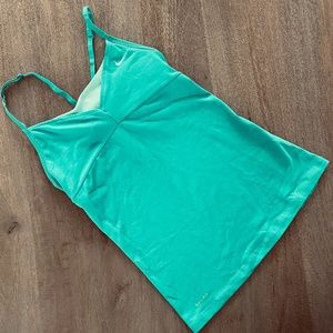 Nike Small Dry-Fit Athletic Top - M7